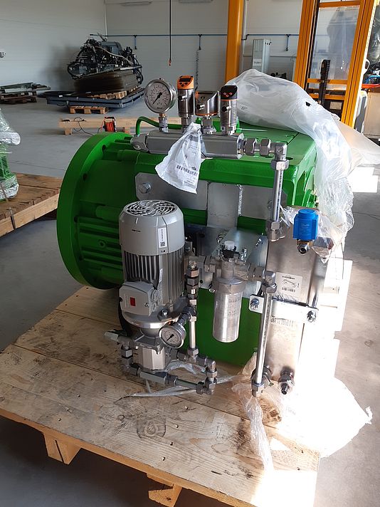 Gearbox cooling unit with a transmitted power of 340 kW